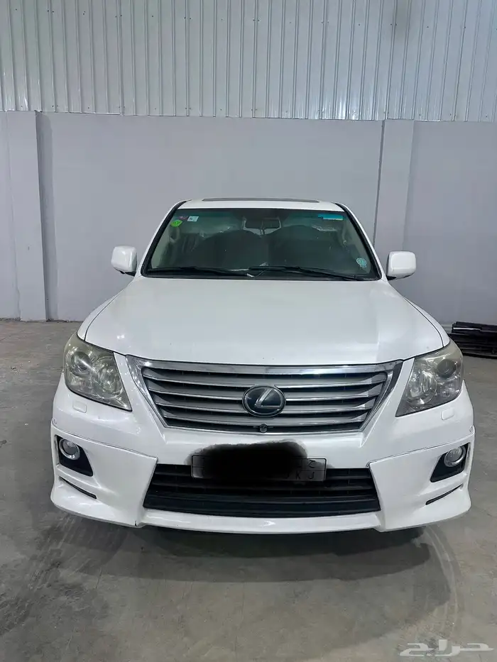 للبيع جيب لكزس موديل 2011 بودي بلد الصدامات مرشوشه فقط 0