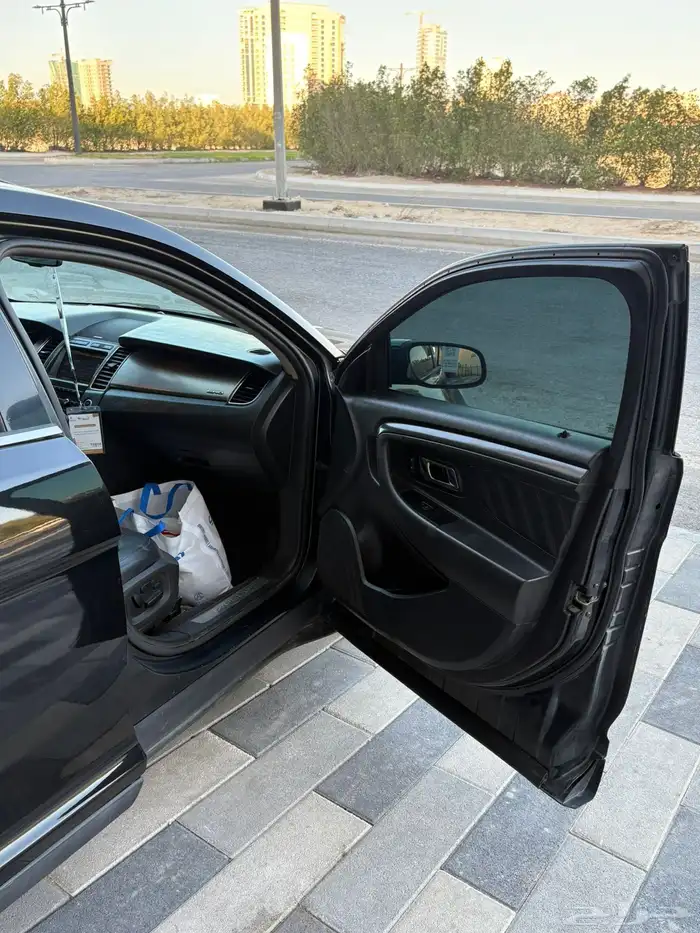 فورد تورس شو SHO توين تيربو 6