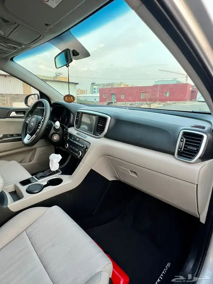 سبورتاج كيا 2022 نص فل مكينه 1600 سعودي 10