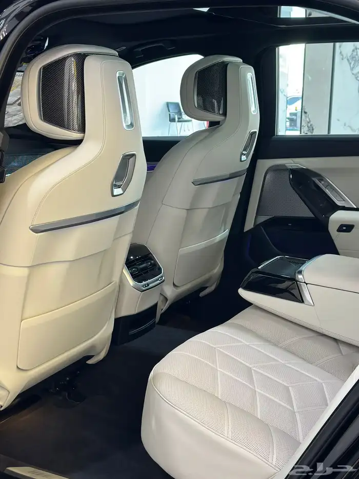 بي ام دبليو للإيجار 11