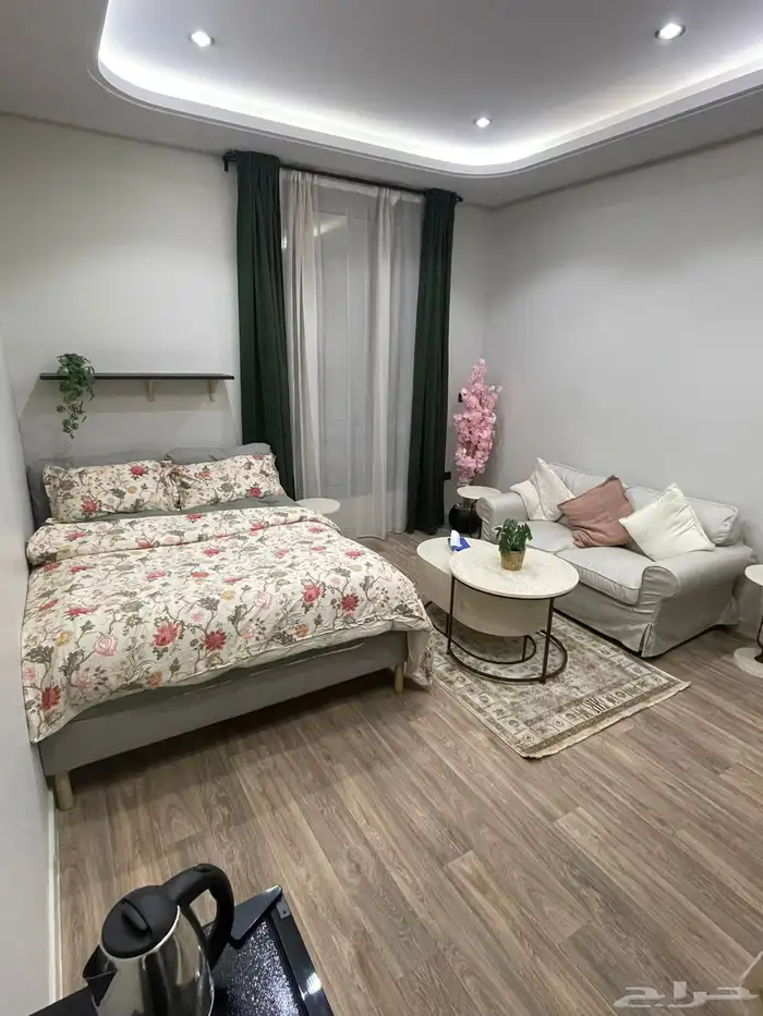 استديو عبارة عن غرفة مؤثثة في حى الربوة بجدة 1