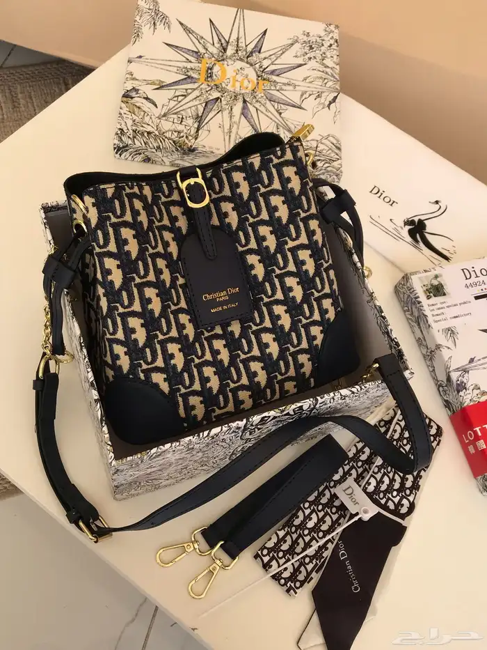 كرستانديور مستر اسود وكحلي 2