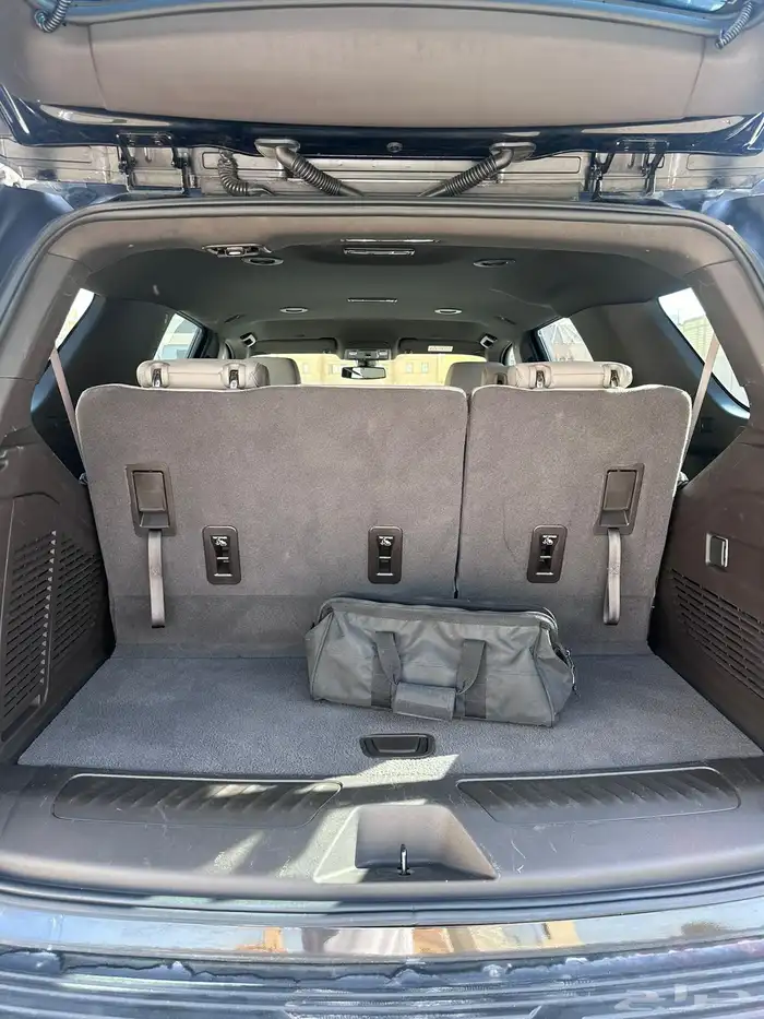 للبيع جمس يوكن موديل 2022 SLE 10