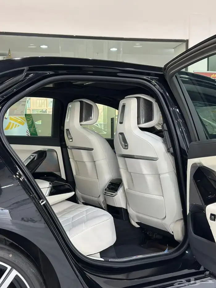 بي ام دبليو للإيجار 9