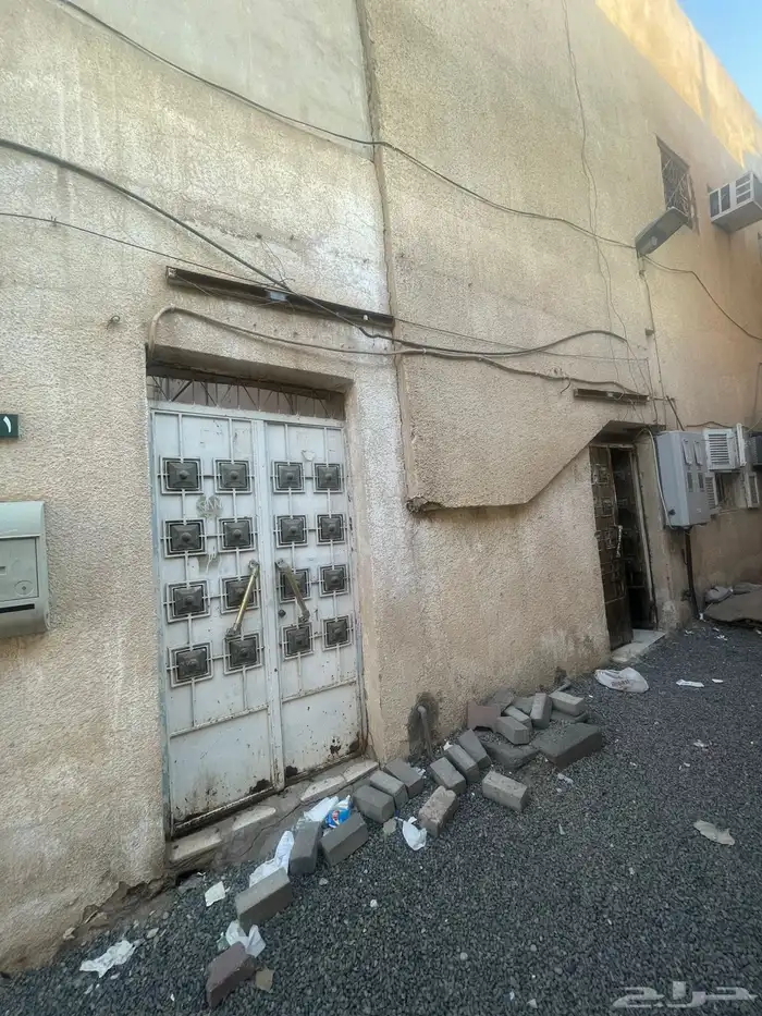 عماره للبيع في المدينه المنوره حي الاصيفرين 2