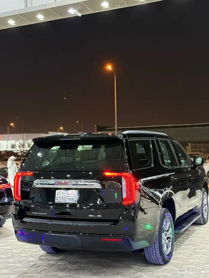 جي ام سي يوكن 2023 قصير دبل بودي وكاله 15