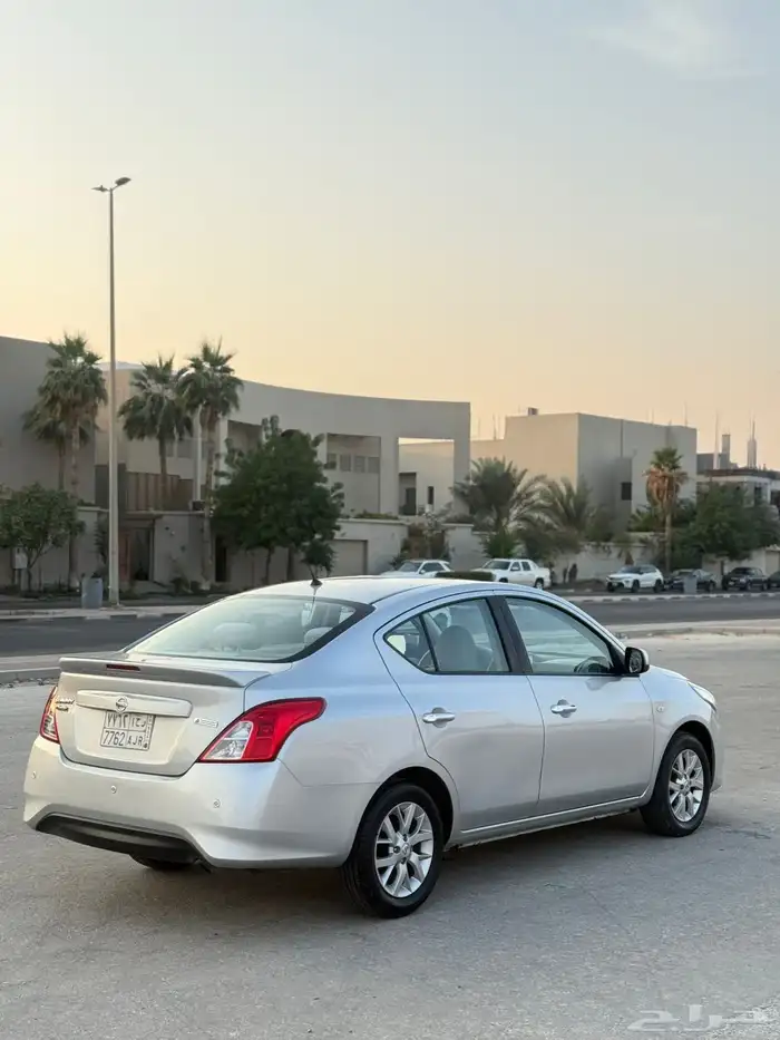 للبيع نيسان صني 2022 23