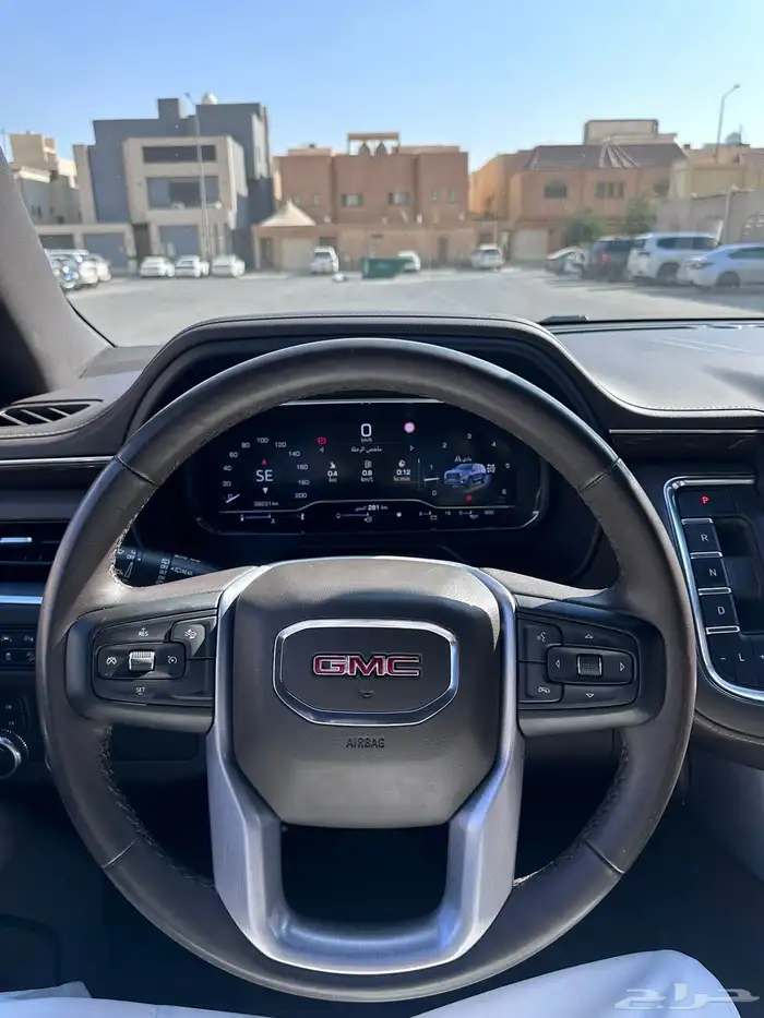 للبيع جمس يوكن موديل 2022 SLE 6