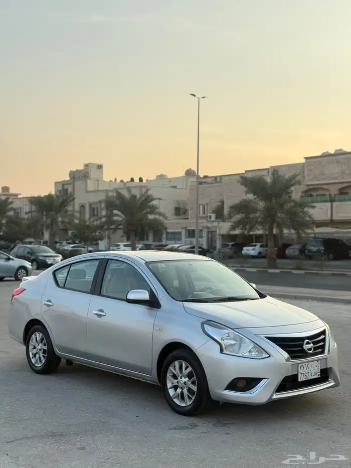 للبيع نيسان صني 2022 24