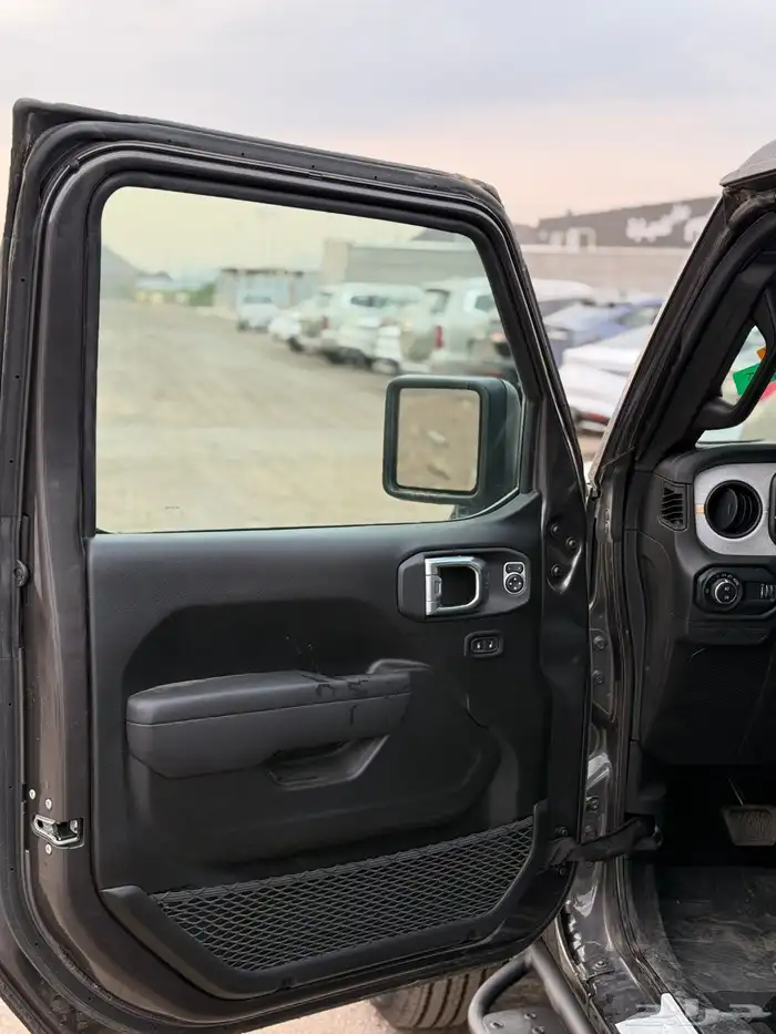 جيب رانجلر عررض خاص 6