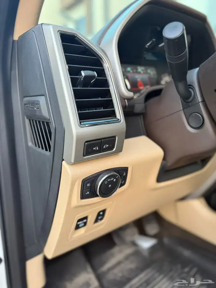 فورد F150 موديل 2020 لاريت 8 سلندر دبل 13