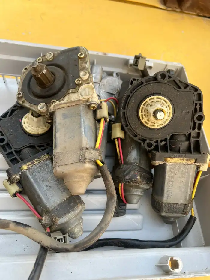 كمبيوتر بوليسي فورد فكتوريا للبيع 0