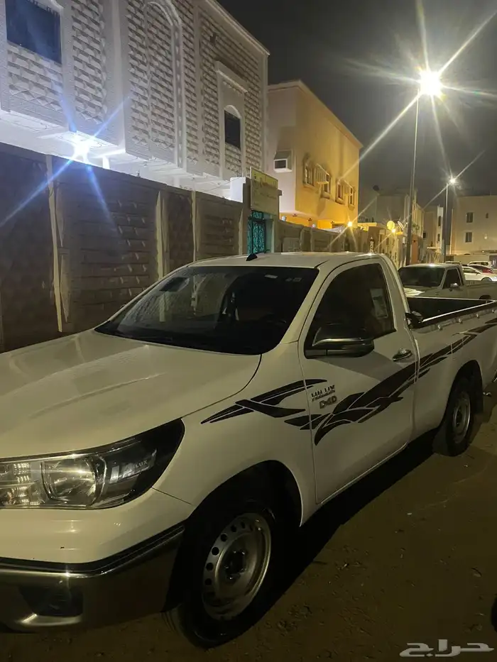 هايلوكس 22 ديزل بحالة الوكالة 1