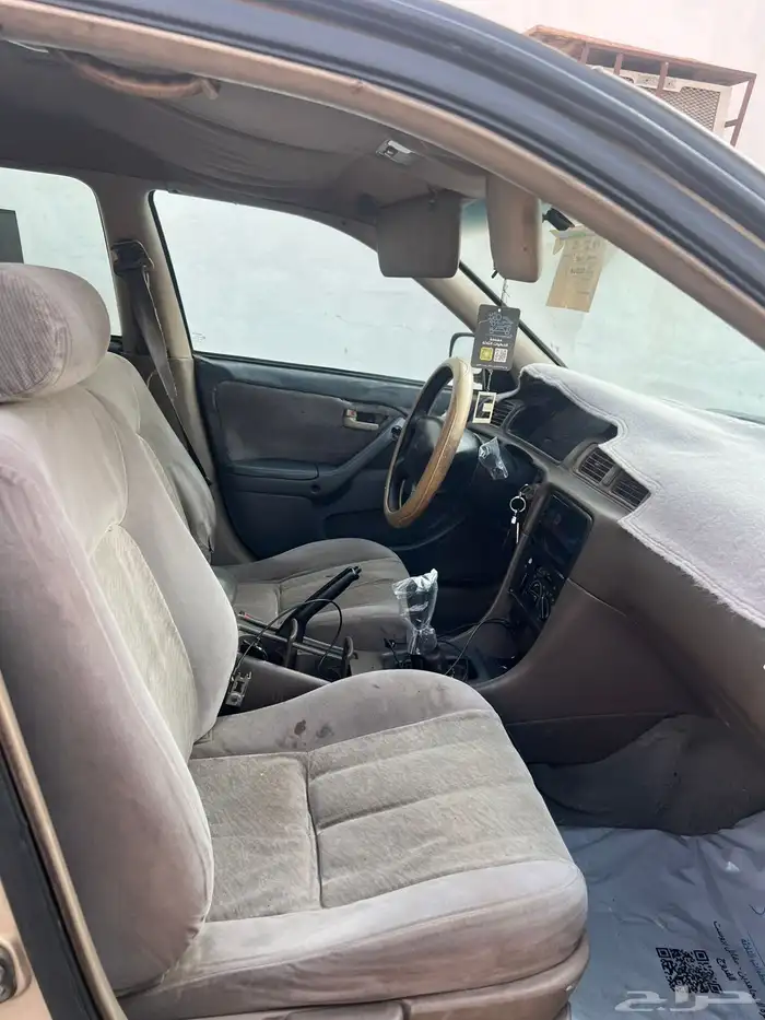 للبيع كامري. 98 7