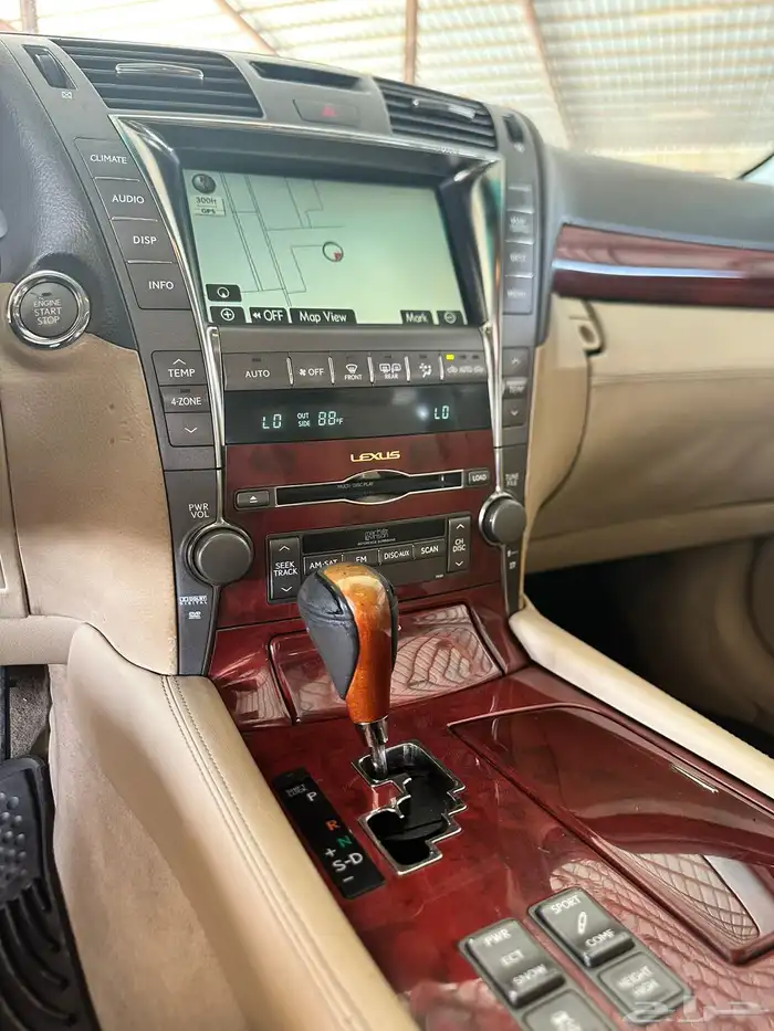 للبيع لكزز 460L فل كامل LS سعودي وكاله 21