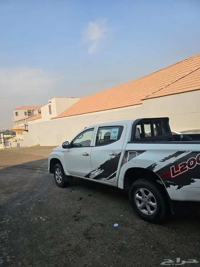 ميتسوبيشي نظيفة جدا  على الشرط مكينة وقير ودبل وشاصيه وارباك 6