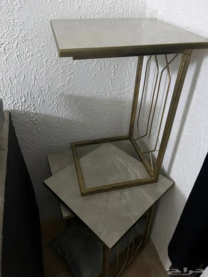 طاولة قهوة مع طاولات خدمه 0