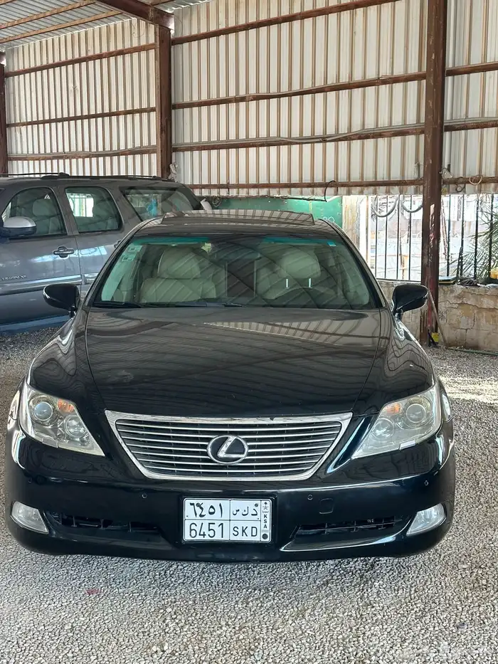 للبيع لكزز 460L فل كامل LS سعودي وكاله 0