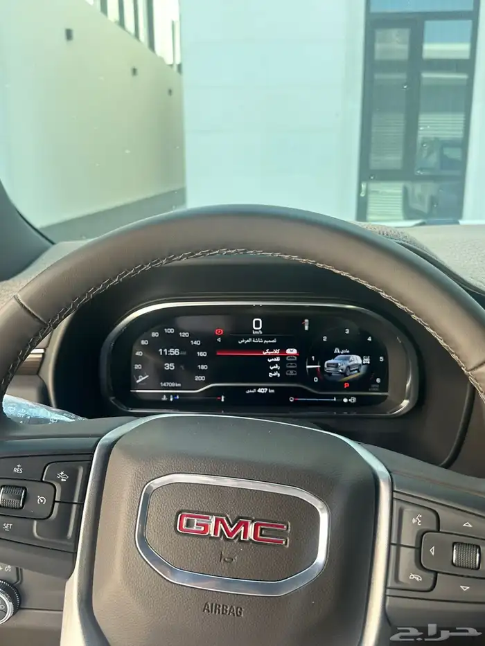 جمس يوكن 2024 SLE ذهبي دبل و ثلاجه 8