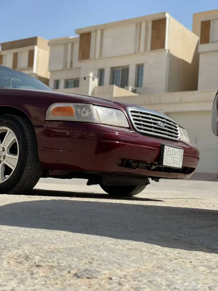 فورد فكتوريا امريكي 2011 0