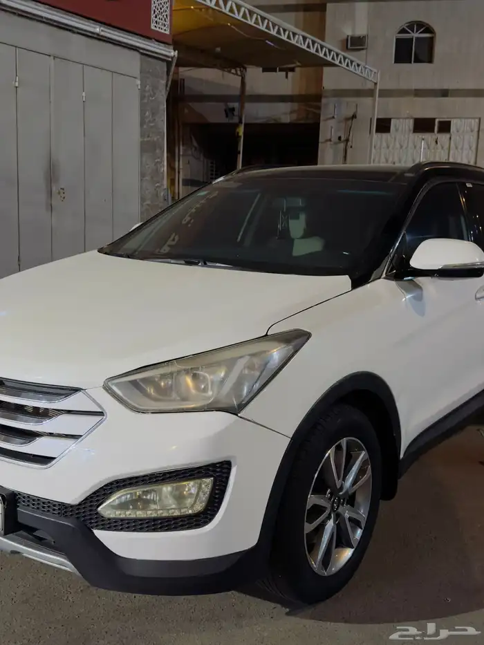 هونداي سنتافي للبيع السياره نظيفه نص فل 16