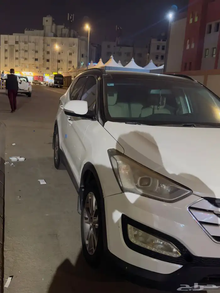 هونداي سنتافي للبيع السياره نظيفه نص فل 9