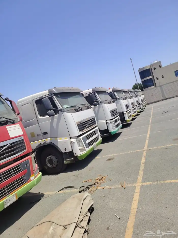 مجموعة شاحنات فولفو 2010 - 2011 3