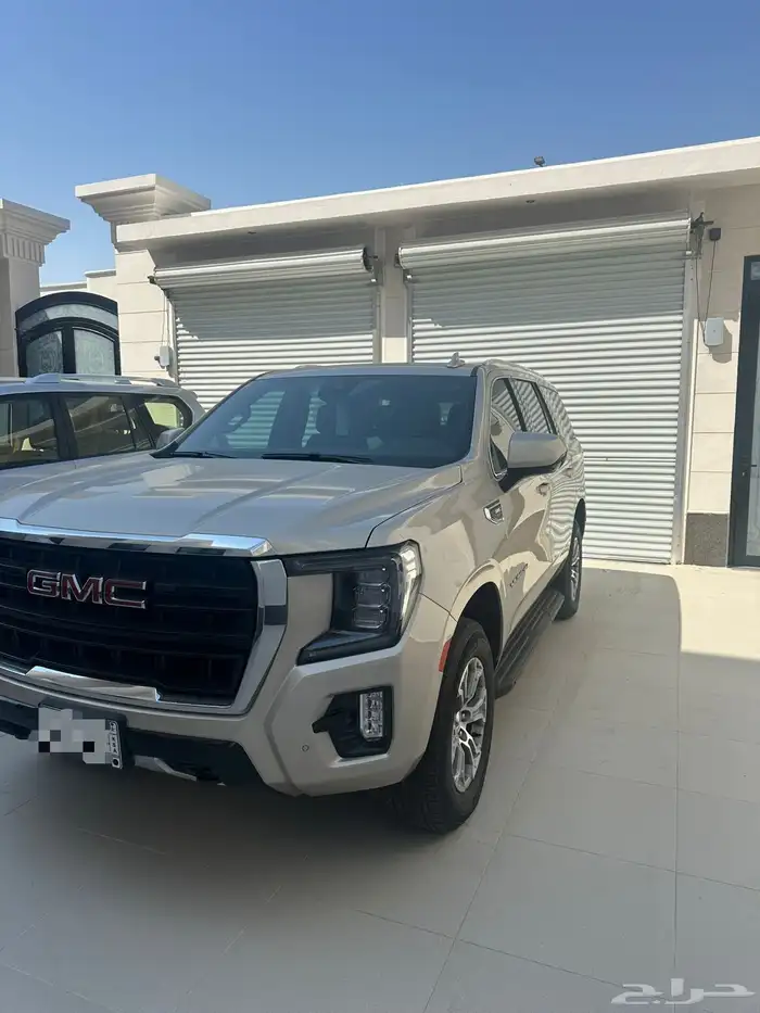 جمس يوكن 2024 SLE ذهبي دبل و ثلاجه 1