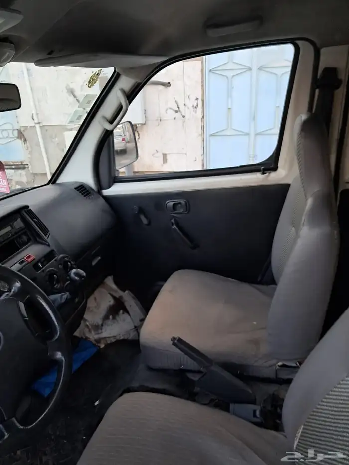 دباب بضاعة دايهاتسو. 2015 1