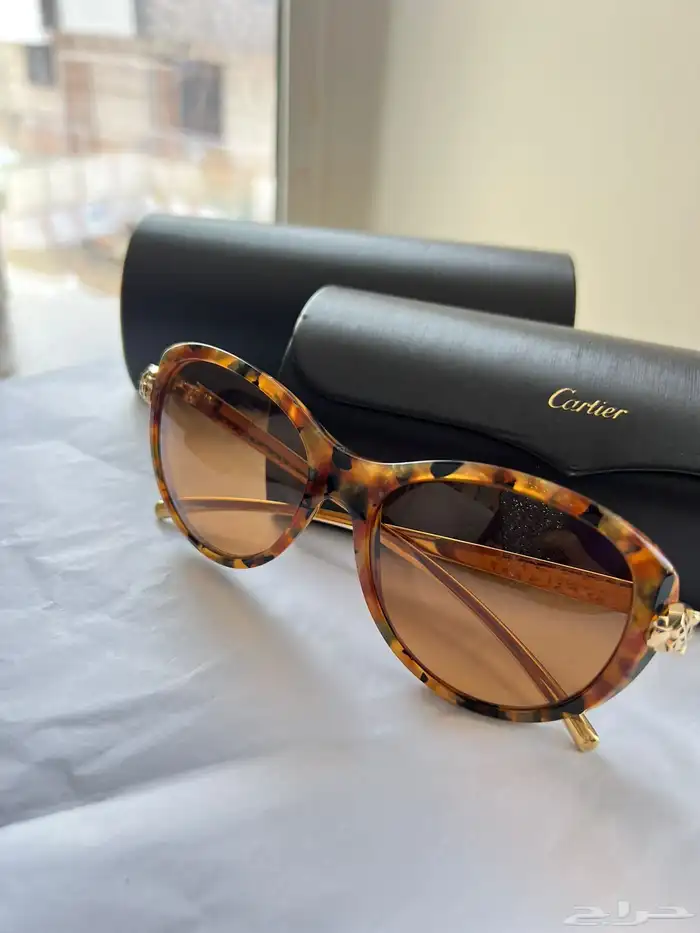 نظارة البانثر من كارتييه اصلية وشبه جديدة مع مرفقات 3