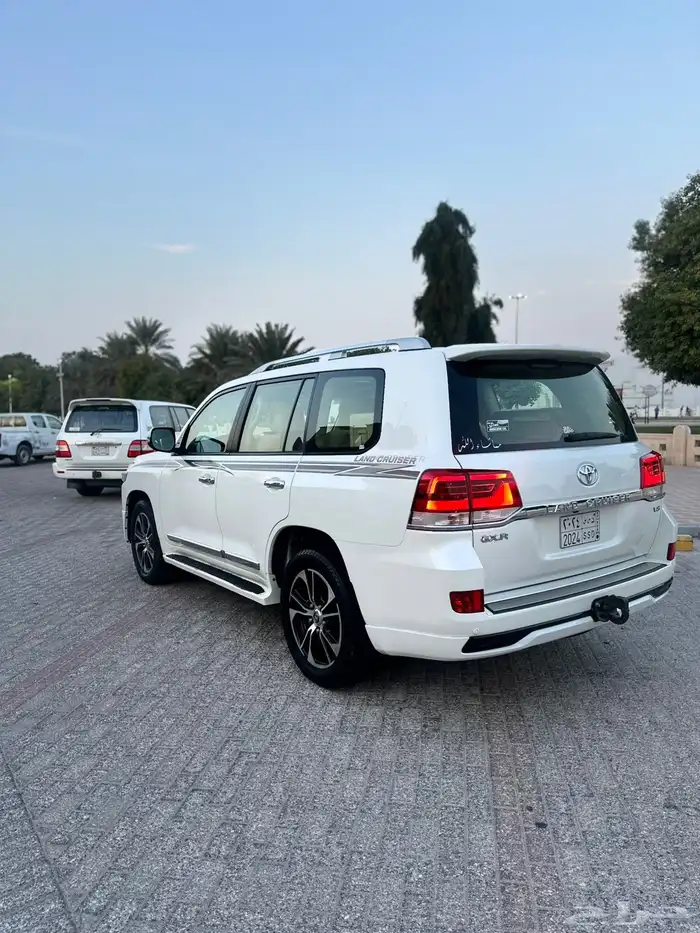 موتر الشيوخ لاندكروزر 2018 جي اكس ار الله يبارك للجميع.. 3