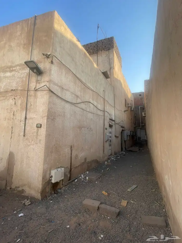 عماره للبيع في المدينه المنوره حي الاصيفرين 3