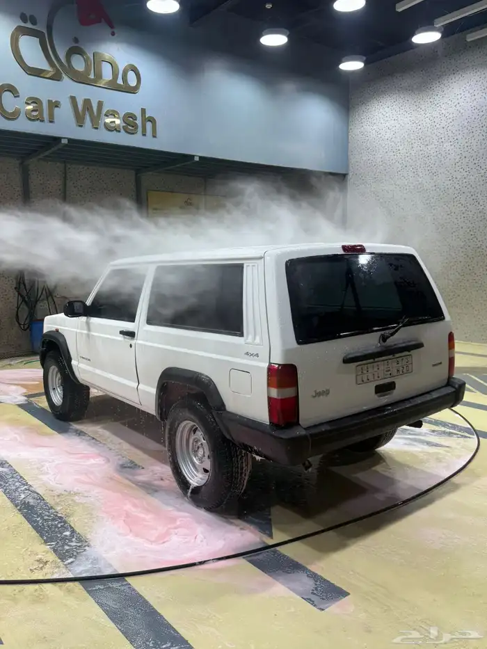 جيب شروكي باب واحد قير عادي موديل 2000 5