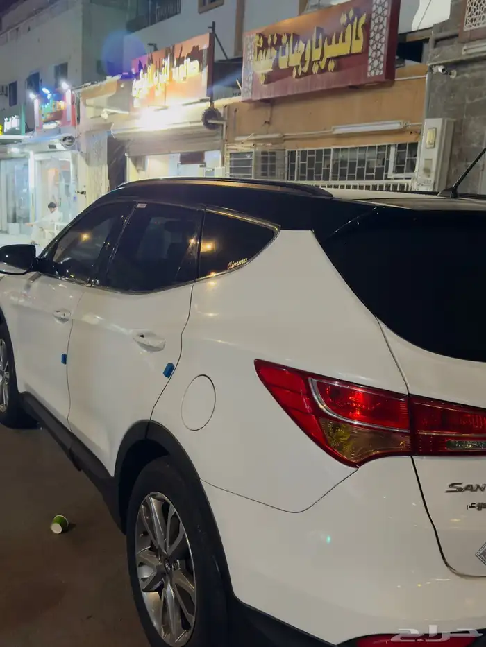 هونداي سنتافي للبيع السياره نظيفه نص فل 15