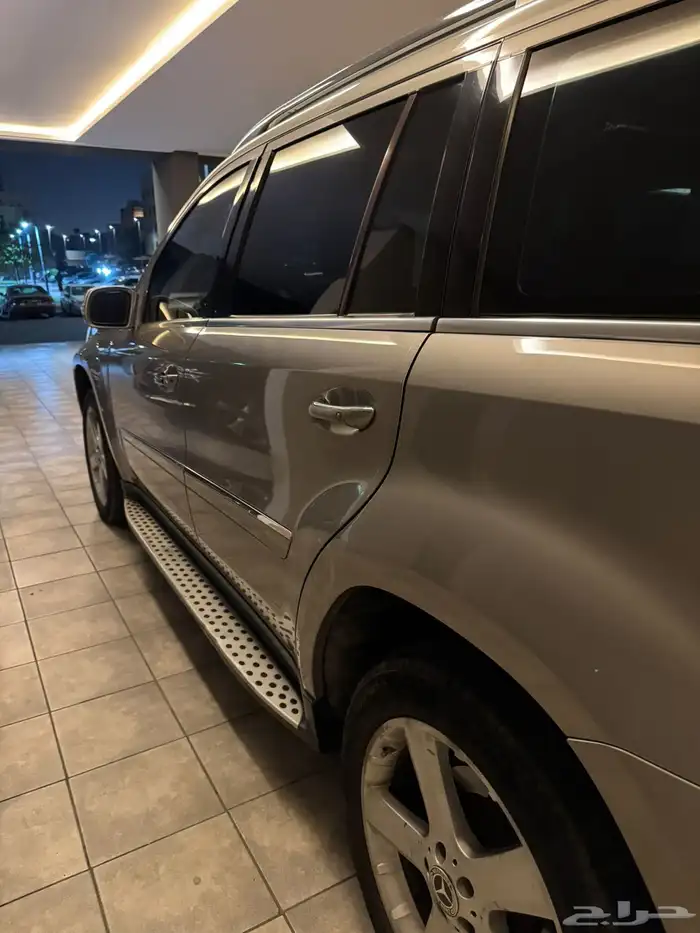 للبيع مرسيدس GL500 موديل 2007 15