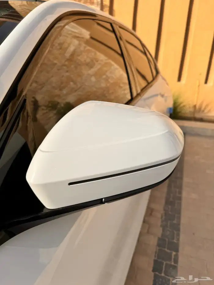 بي ام دبليو 520i M Kit على الضمان والصبانة المجانية 8