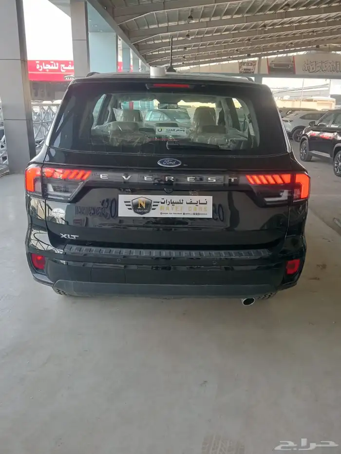 فورد إيفريست XLT دبل بنزين 2025 اسود الناغي 4