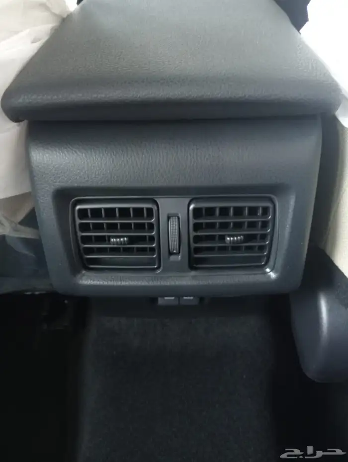 تويوتا كامري LE هايبرد 2025 ال اي 116725 9