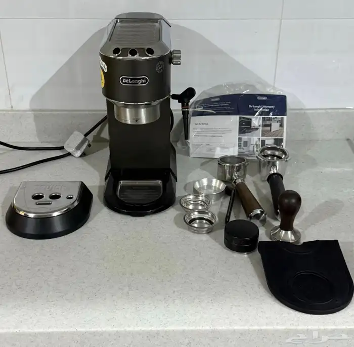 للبيع (ع السوم )مكينة قهوه شبة جديدة مع ملحقاتها 1