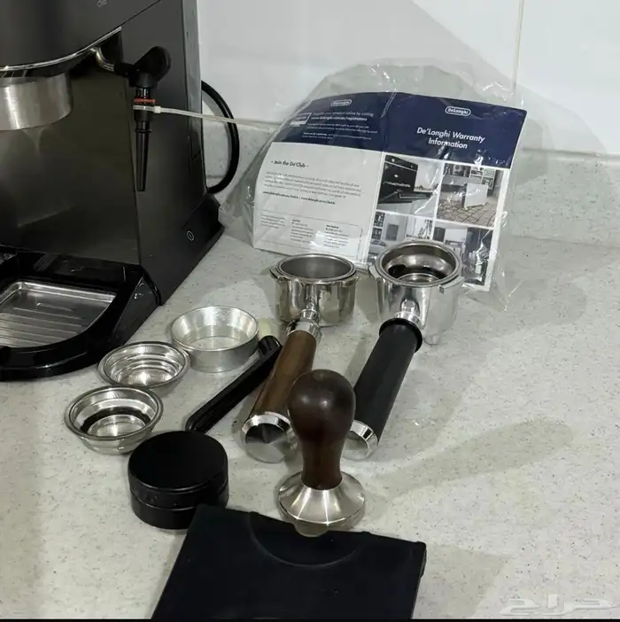 للبيع (ع السوم )مكينة قهوه شبة جديدة مع ملحقاتها 2