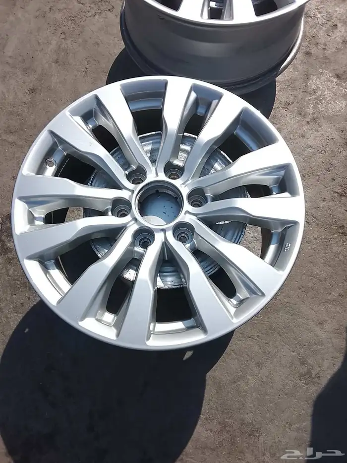 جنوط وكاله اصلي بلاتنيوم موديل2015 مقاس الجوط18 0