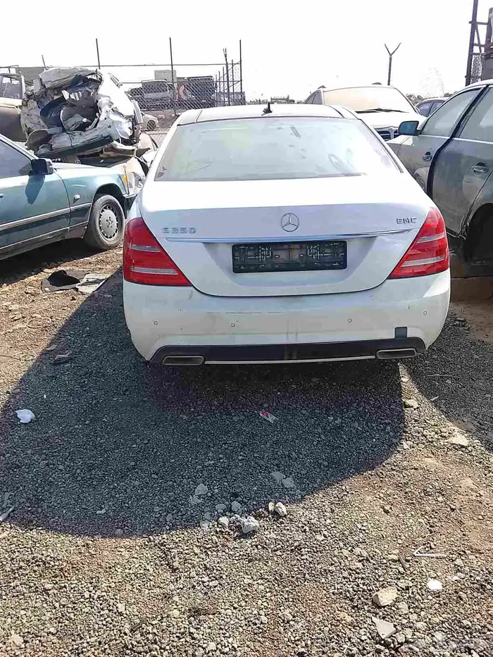 مرسدس بنوراماء موديل 2011 2