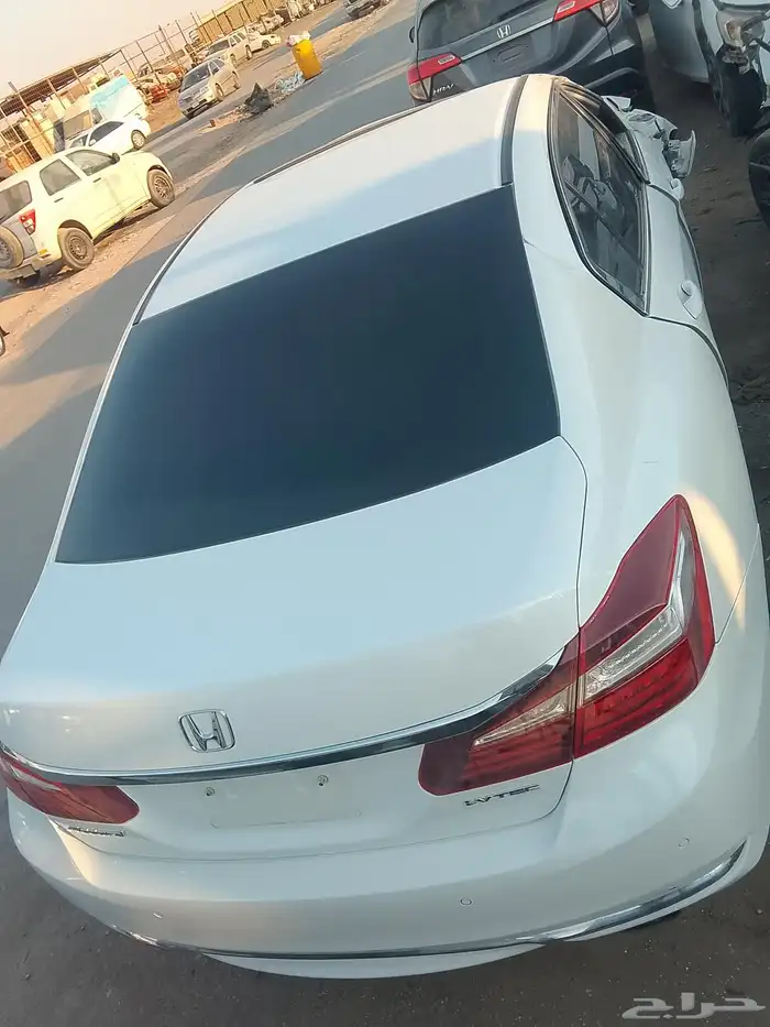 تشليح قطع غيار السيارات هوندا اكورد موديل 2017 5