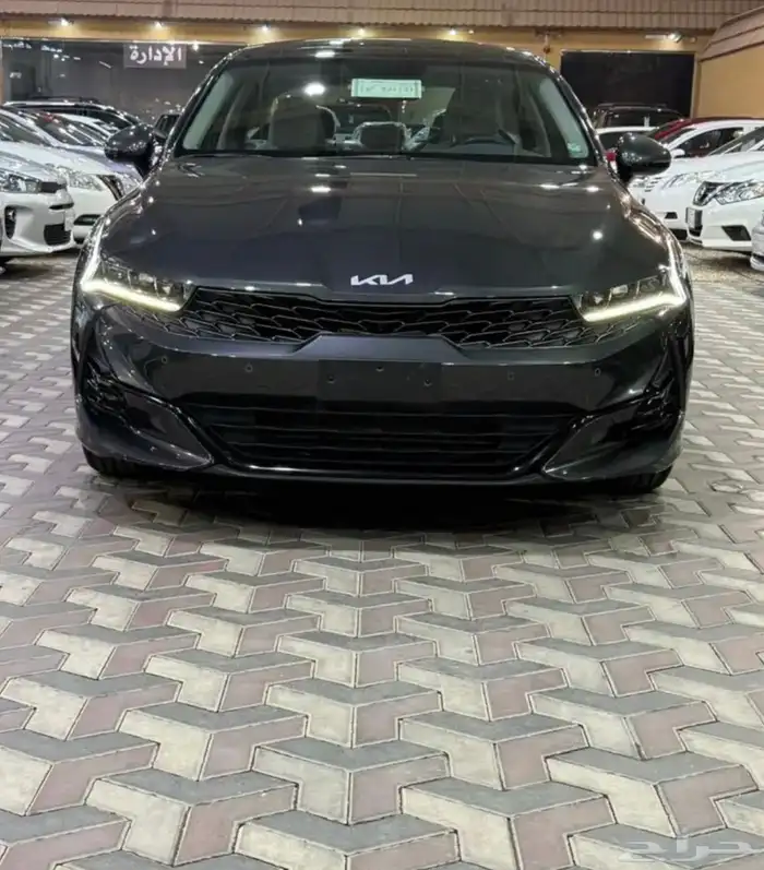 كيا K5 موديل 2023 نص فل عداد 31 الف فقط ع الشرط 0