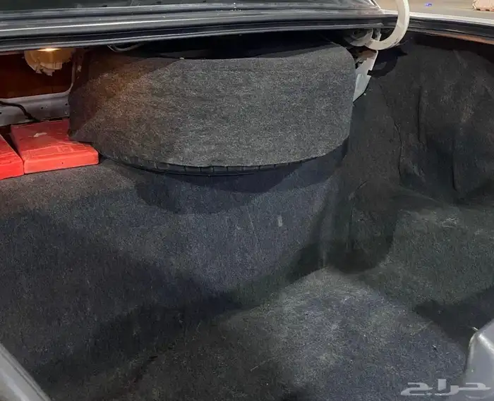 للبيع فورد بوليسي 2010 عداد قليل نظيف جدا 14