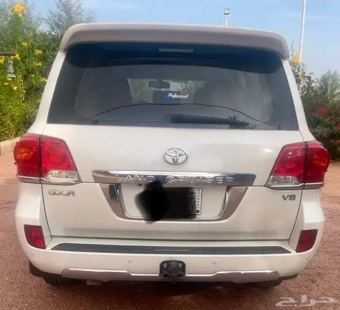 جيب لاندكروزر موديل 2015 GXR فل كامل خليجي للبيع 4