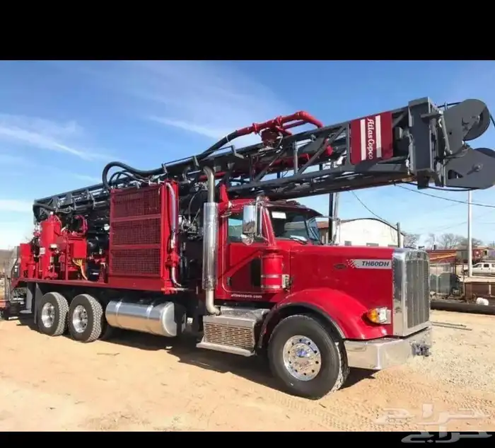 حفار آبار ارتوازية 4