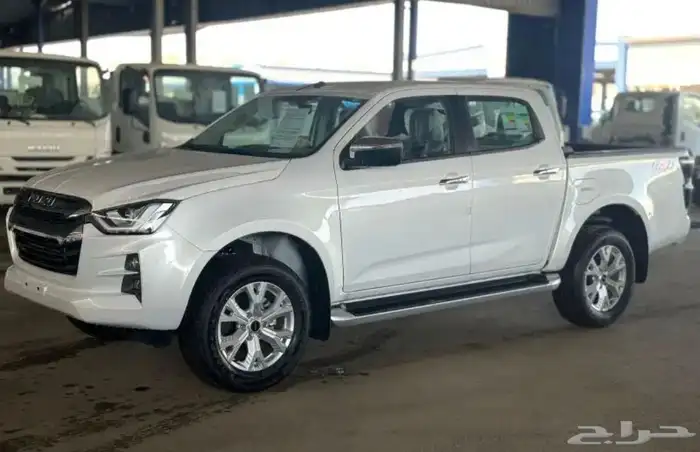 ايسوزو غمارتين LS دبل فل كامل 2025 (مبيعات الكاش والتقسيط) 3