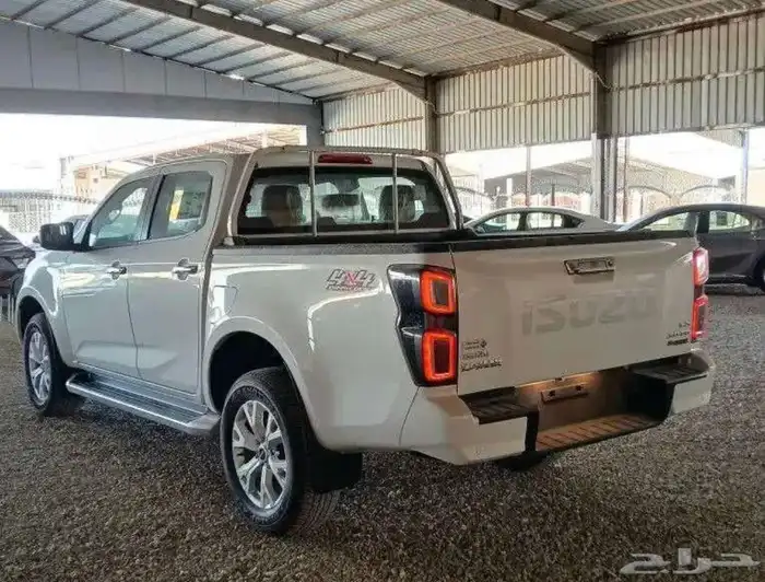 ايسوزو غمارتين LS دبل فل كامل 2025 (مبيعات الكاش والتقسيط) 7