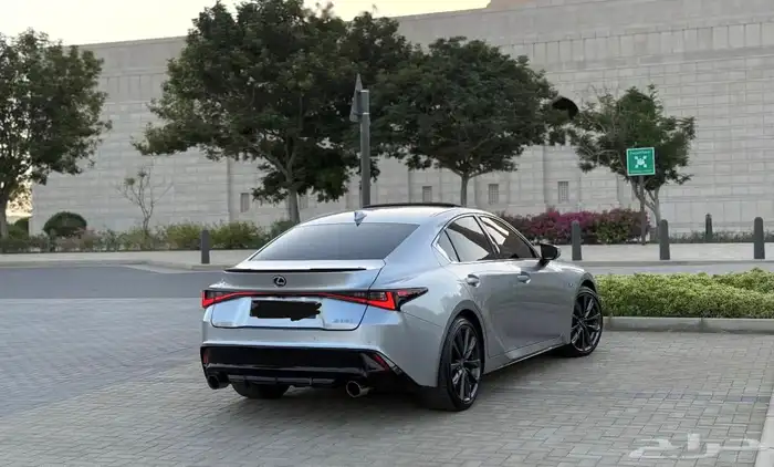 لكزس 2023 is300 عليها كت ال Isf350 4